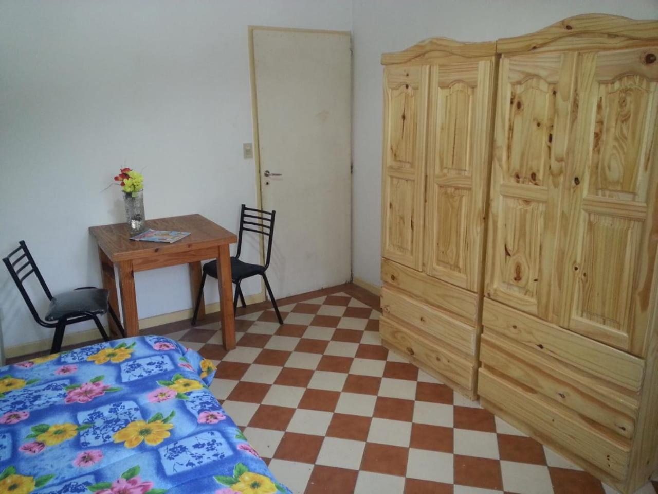 Habitac Indiv Casa De Familia, Flores ブエノスアイレス エクステリア 写真